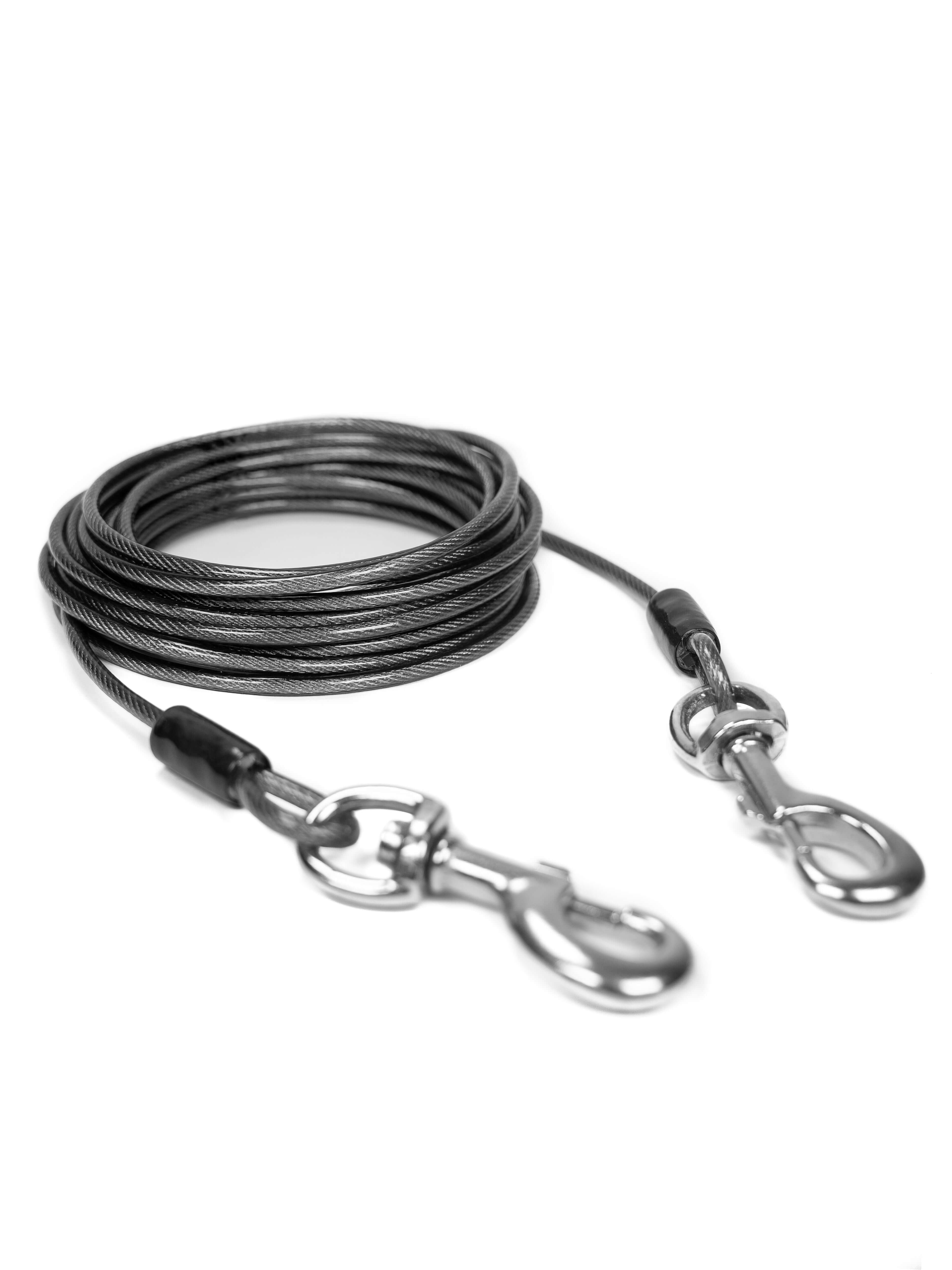 Tie out cable for large outlet dogs